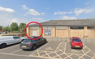 The Papa John\'s would be located next to Stowmarket\'s PureGym Local, in Gipping Way.